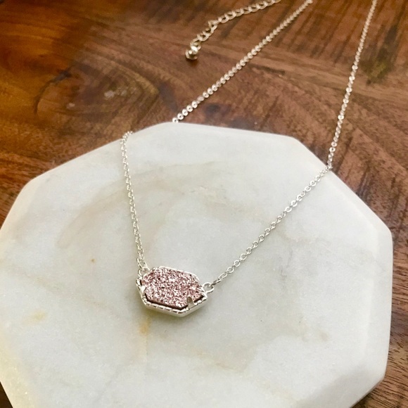 Tayzani Jewelry - Blush & Silver Dainty Druzy Geometric Necklace NEW